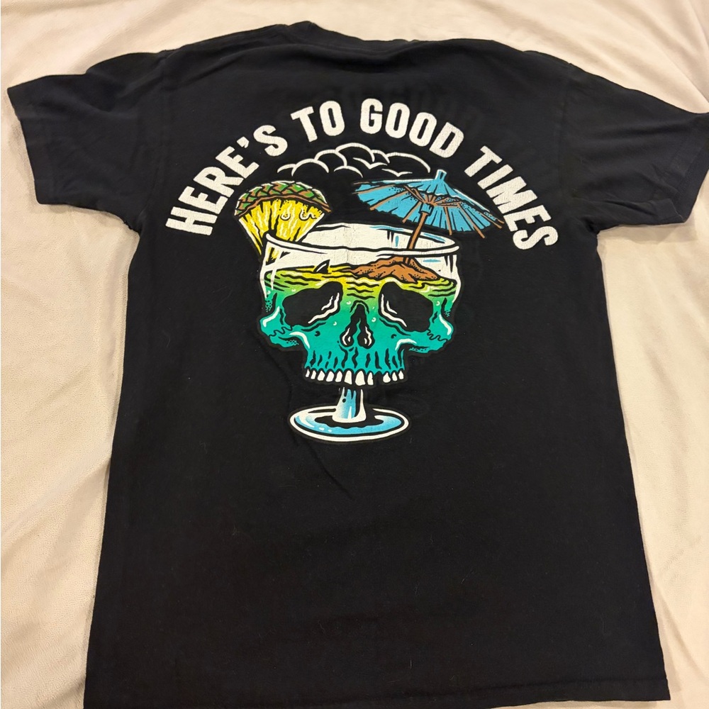 Retrofit Black Skull Graphic Tee - Picture 2 of 4